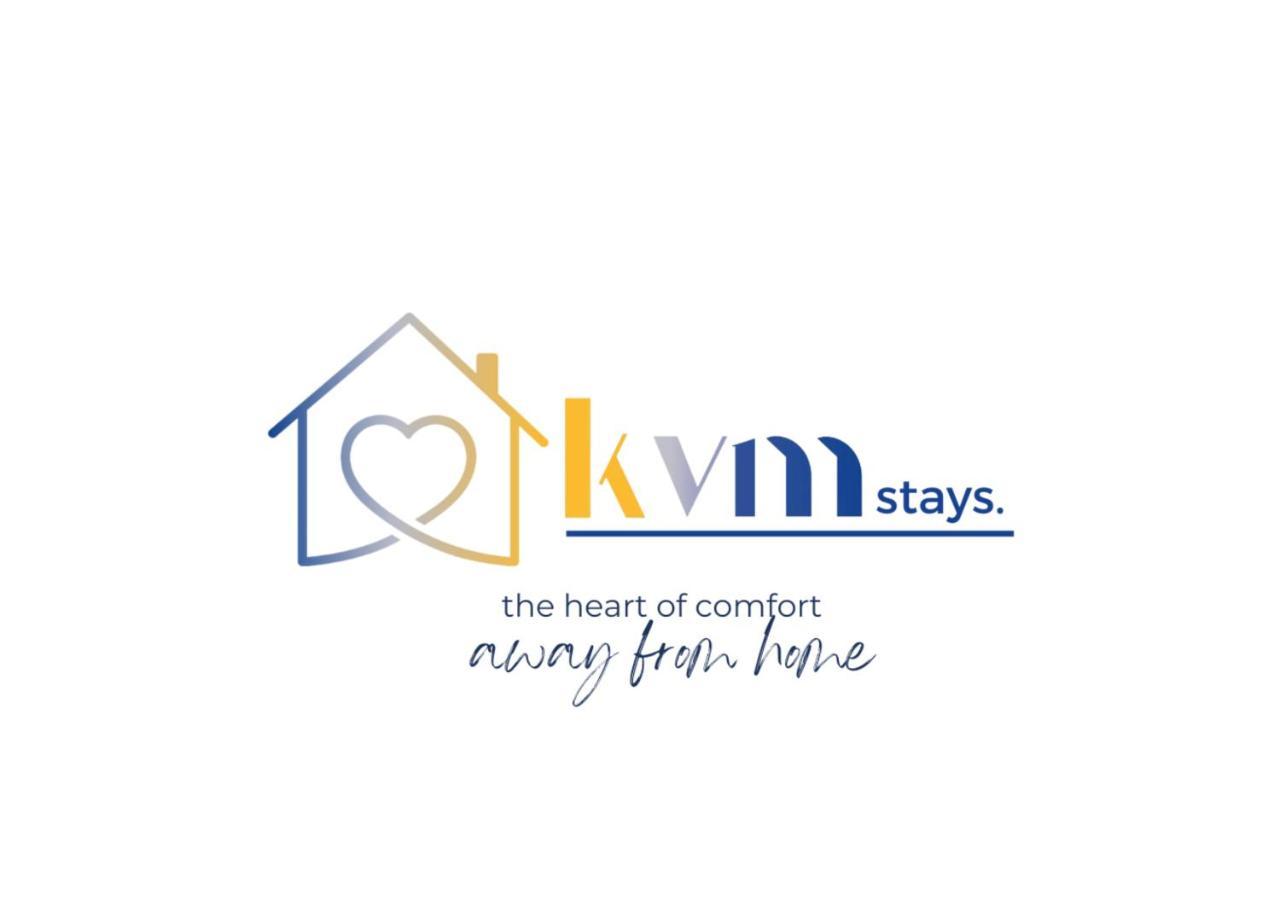 Kvm - Highclere House For Large Groups With Parking By Kvm Stays Hampton Dış mekan fotoğraf